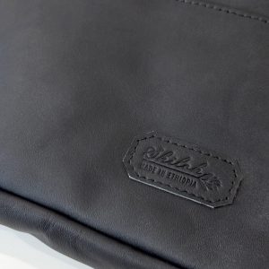Sarah – Single-Zip Purse - Image 5