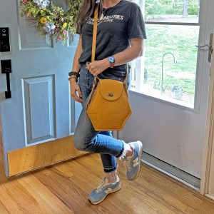 Tamar – Three-way Convertible Bag - Image 10