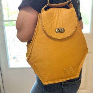 Tamar – Three-way Convertible Bag - Image 11