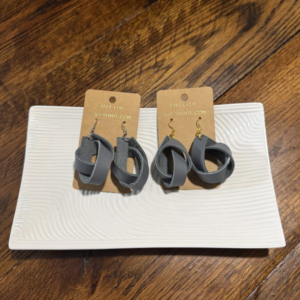 Knots – Earrings - Image 3