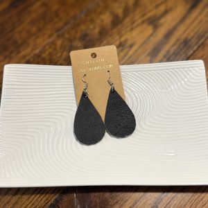 Drops (Black) – Earrings