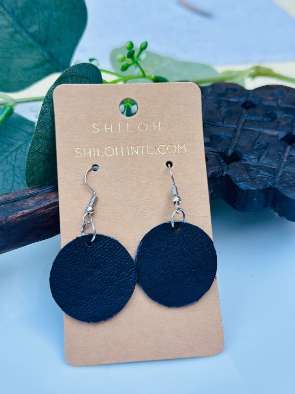 Dots (Black) – Earrings