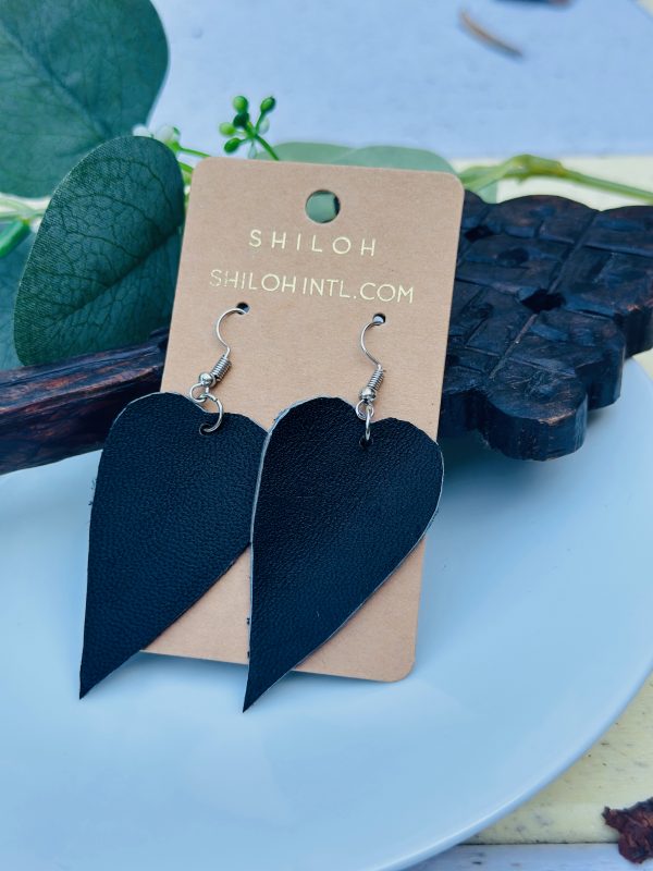 Hearts (Black) – Earrings